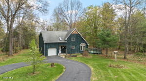 126 Normanskill Road Slingerlands, NY 12159