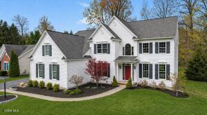 10 Tarragon Terrace Halfmoon, NY 12065