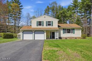 10 Queen Diana Lane Queensbury, NY 12804