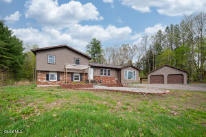 15 Werner Road Clifton Park, NY 12065