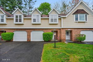 3019 Squire Boulevard Slingerlands, NY 12159