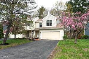 117 Garnett Lane Slingerlands, NY 12159