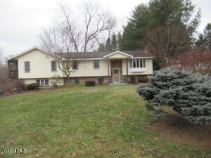 17 Holland Lane Castleton On Hudson, NY 12033