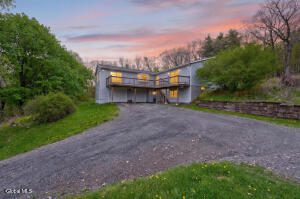 5 Mohameds Farm Way Wynantskill, NY 12198