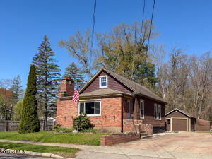 378 Bradford Road Schenectady, NY 12304