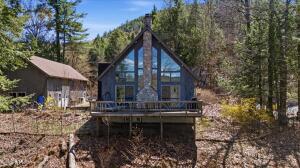 2082 S Shore Road Hadley, NY 12835