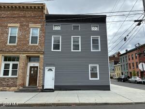 68 Bassett Street Albany, NY 12202