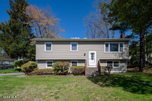 48 Wilshire Drive Albany, NY 12205