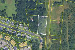 7 Landor Lane Colonie, NY 12047