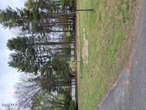 21 Payne Court Clifton Park, NY 12065