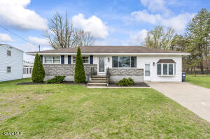 1041 St Jude Drive Schenectady, NY 12303