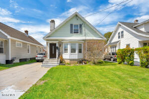 913 Altamont Avenue Schenectady, NY 12303