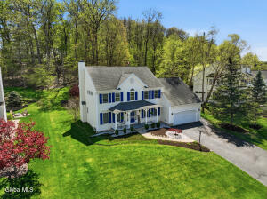 29 Dutch Meadows Drive Cohoes, NY 12047