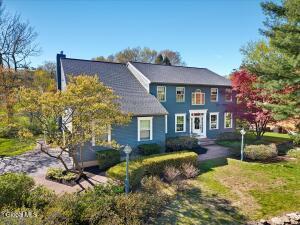 11 Fox Run Latham, NY 12110