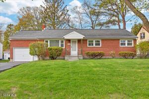 1165 Cresse Avenue Schenectady, NY 12309