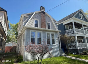 31 Woodlawn Avenue Albany, NY 12208