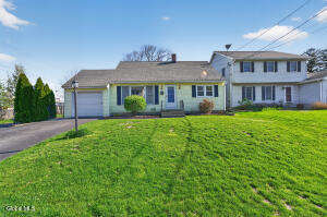 25 Woodbine Avenue Watervliet, NY 12189