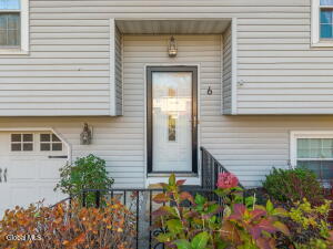 6 Silverberry Place Albany, NY 12211