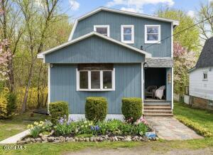 2961 Cottage Place Hudson, NY 12534