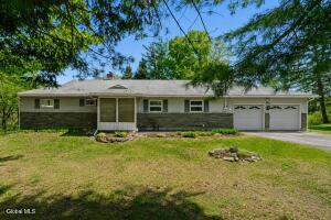 451 Currytown Road Sprakers, NY 12166