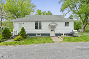 294-296 New Salem South Road Voorheesville, NY 12186