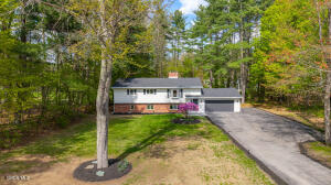 2 Carefree Lane Gansevoort, NY 12831