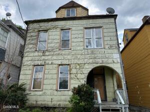 9 Leonard Place Albany, NY 12202