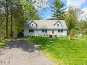1129 Meadowdale Road Altamont, NY 12009