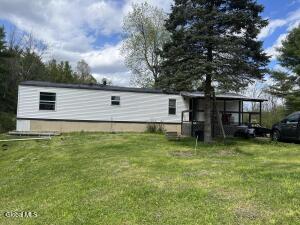 10 Perry Lane Whitehall, NY 12887