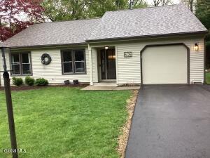 606 Top Ridge Drive Albany, NY 12203