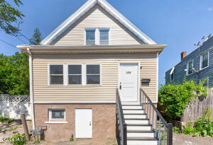 144 S Hawk Street Albany, NY 12202