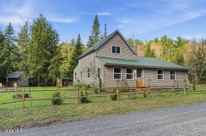 14 Wolf Pond Road Stony Creek, NY 12878