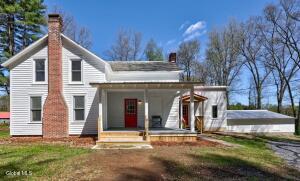 13 Young Road Middle Grove, NY 12850