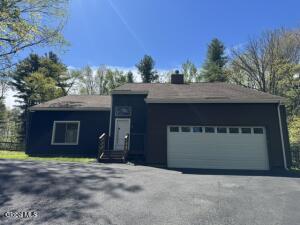 72 Cole Lane Troy, NY 12180