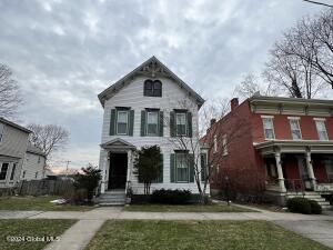 598 N Broadway Saratoga Springs, NY 12866