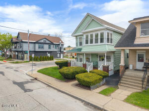 302-304 Michigan Avenue Schenectady, NY 12303