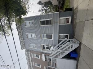 166 2nd Street Albany, NY 12210