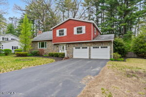 24 Vichy Drive Saratoga, NY 12866