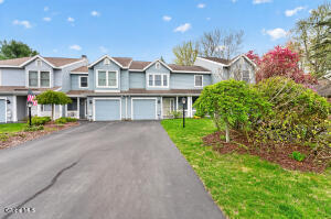 55 Stoney Creek Drive Clifton Park, NY 12065
