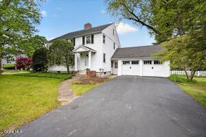 25 Pinedale Avenue Delmar, NY 12054