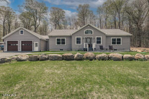 323 N Shore Rd Peck Gloversville, NY 12078
