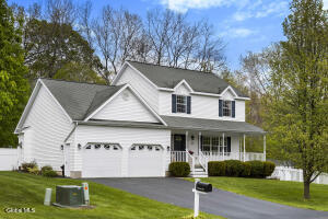 13 Tamian Pass Ballston Lake, NY 12019
