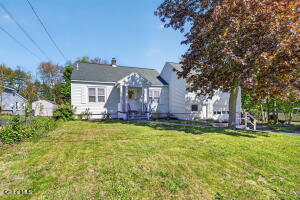 5 Alta Road Albany, NY 12205