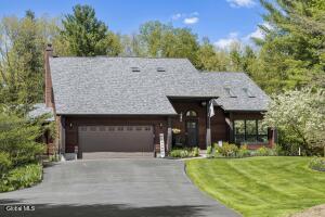 15 Dyer Switch Road Saratoga Springs, NY 12866