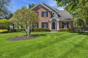 709 Waldens Pond Road Albany, NY 12203