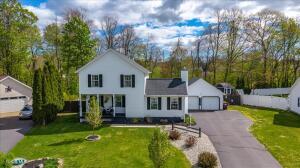 20 Aberdeen Way Gansevoort, NY 12831