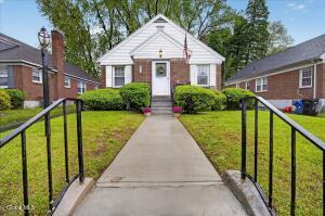 36 Pointview Drive Troy, NY 12180