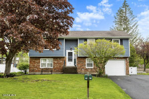 28 Vista Lane Selkirk, NY 12158