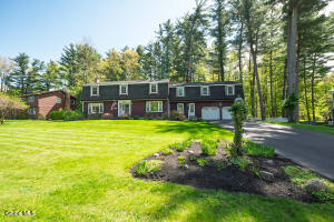 573 Jefferson Court Guilderland, NY 12084