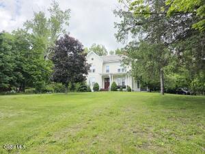 33 Abbott Street Hoosick Falls, NY 12090